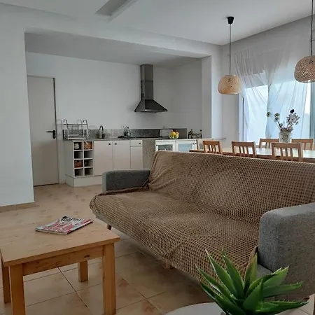 Grande Bambu, Cala Montgo Appartement *